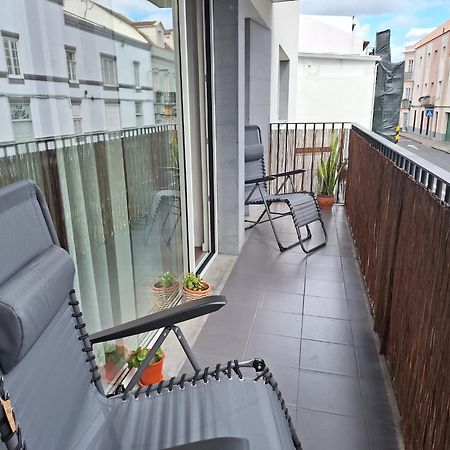 Coliseum Residence 蓬塔德尔加达 外观 照片