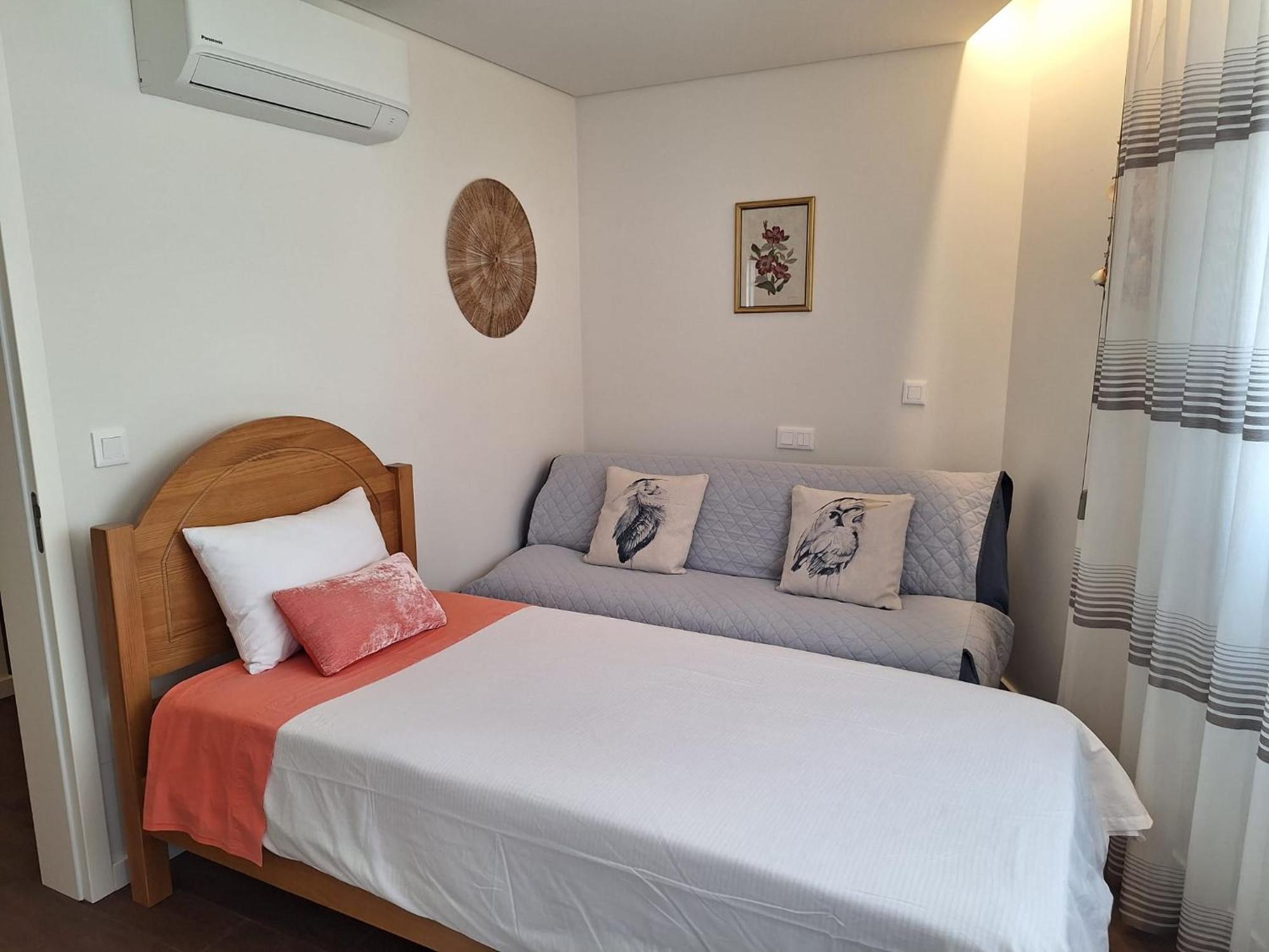 Coliseum Residence 蓬塔德尔加达 外观 照片
