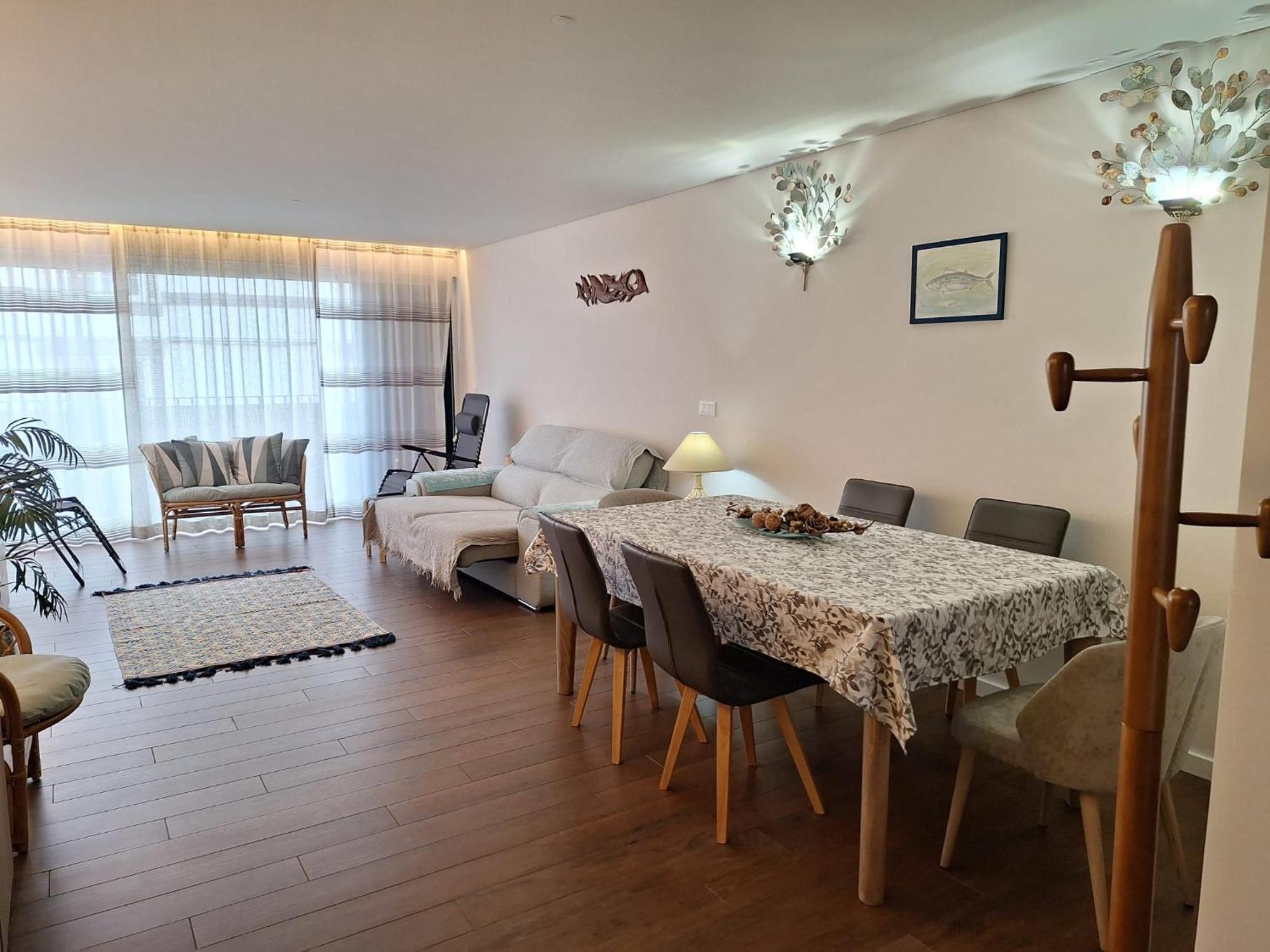 Coliseum Residence 蓬塔德尔加达 外观 照片